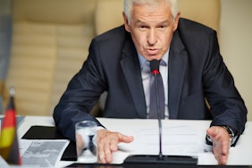 História do Brasil Contemporâneo: Da Era Vargas aos Dias Atuais